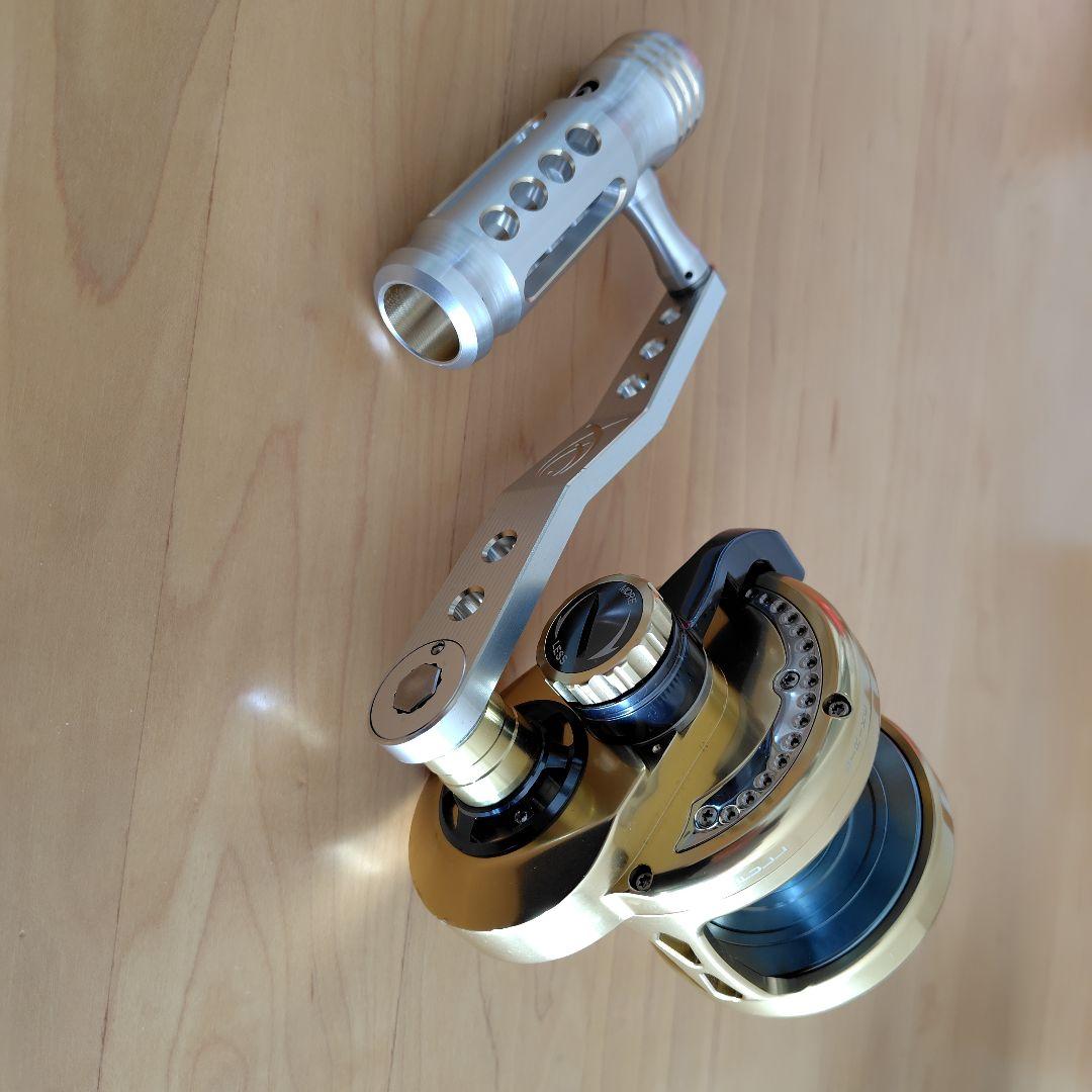 泳がせ両軸受けリール