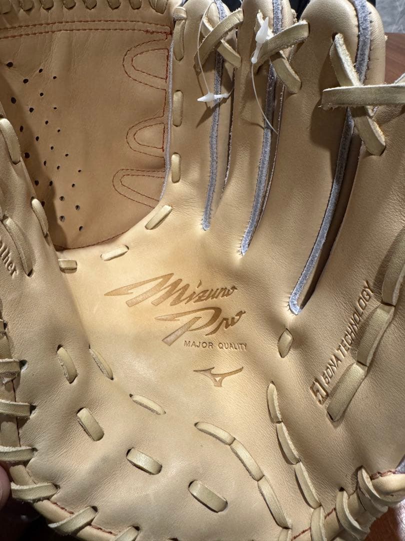 新品　ミズノプロ　硬式　投手用　グローブ　ブロンド　高校野球　大学野球　一般