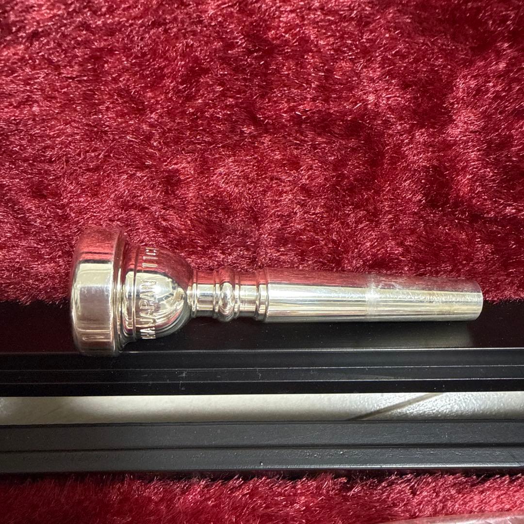 YAMAHA YTR1335トランペット マウスピース付き