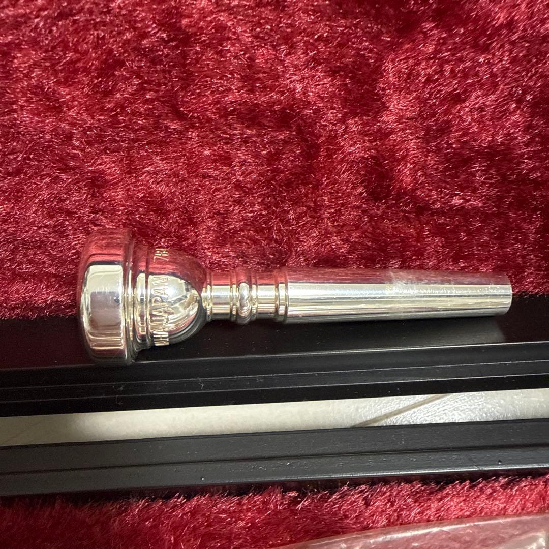 YAMAHA YTR1335トランペット マウスピース付き