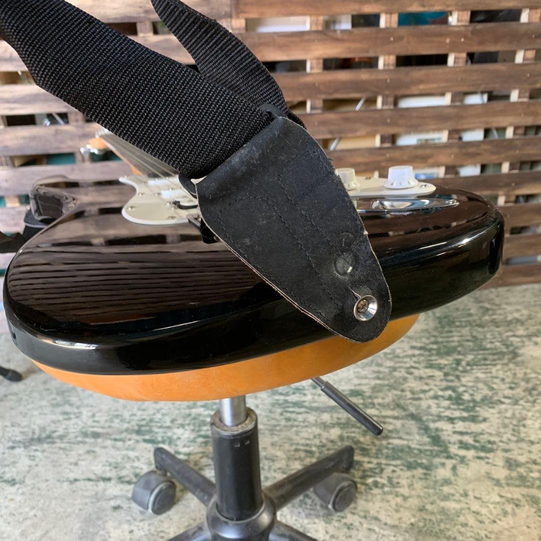 H934\" Squier Fender エレキギター ストラトキャスター