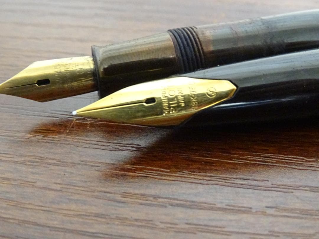 M*i様 静002 PILOT 万年筆 2本 ペン先 14K 18K