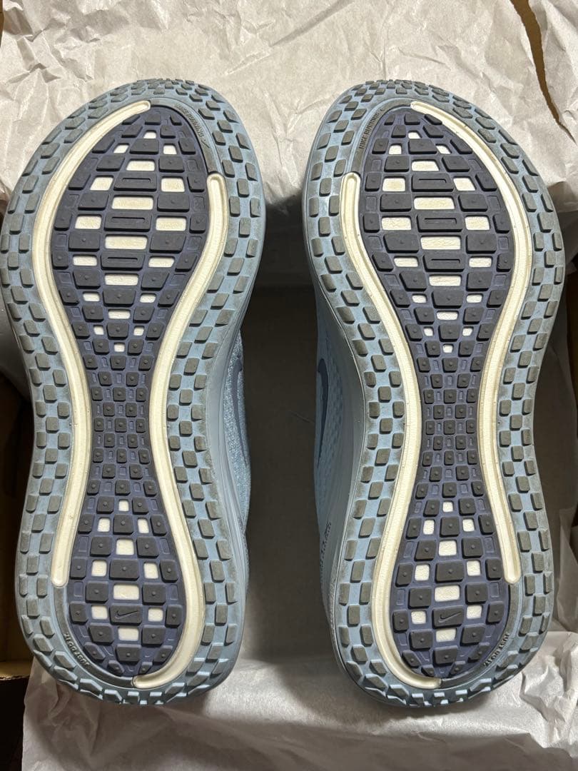 Nike ボメロプラス　ライトブルー　25.5㎝