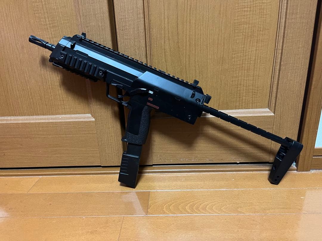 CP7 電動サブマシンガン