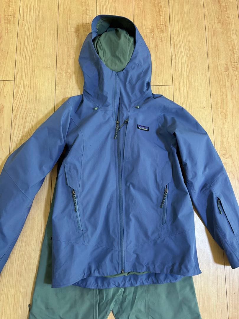 Patagonia レディース スノーボードウェア