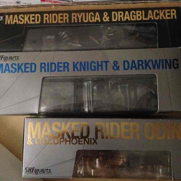 ＳＨフィギュアーツ 仮面ライダー龍騎 セット