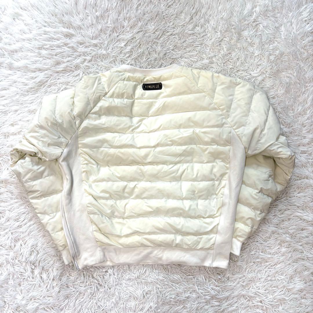 V12 ゴルフ スニード ダウン ブルゾン ホワイト 防風 蓄熱 ビックロゴ