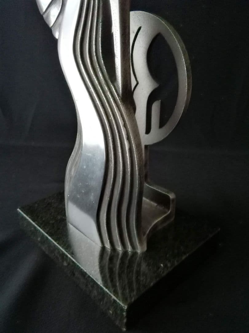 日本抽象彫刻のパイオニア 　建畠覚造　薫風　文化功労者　ローザ工芸創立25周年