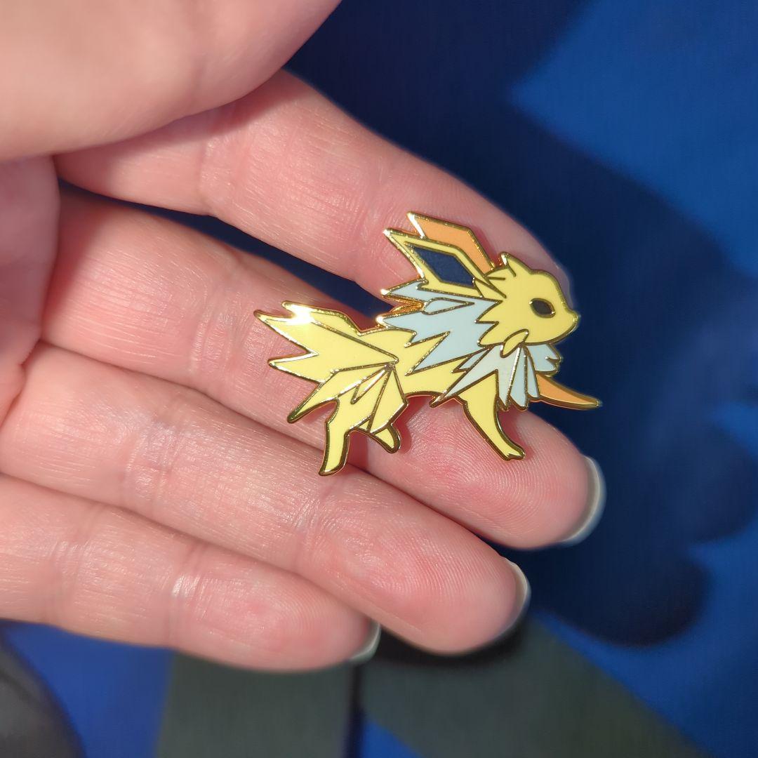 ポケットモンスター　ピンズ　ピンブローチ　ピンバッジ　ブイズ　イーブイフレンズ