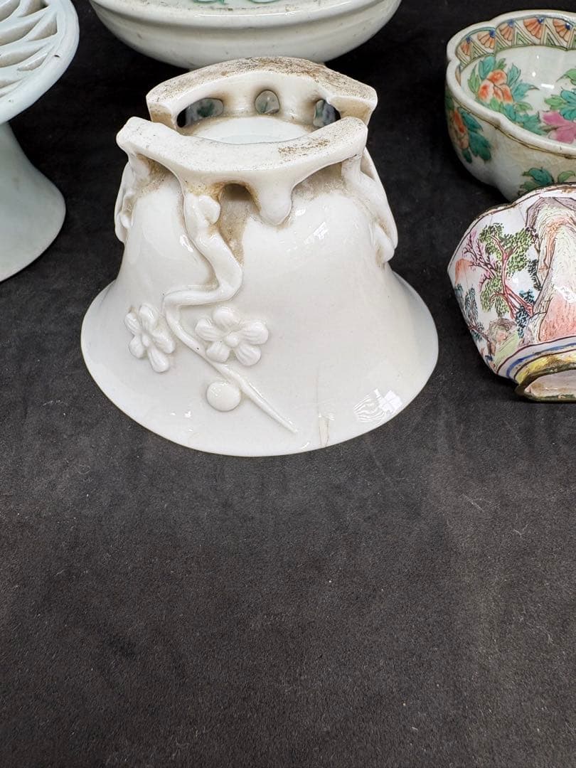 清時代唐時代徳化窯博古圖紋様 磁器大花瓶 伝世品焼物 粉彩