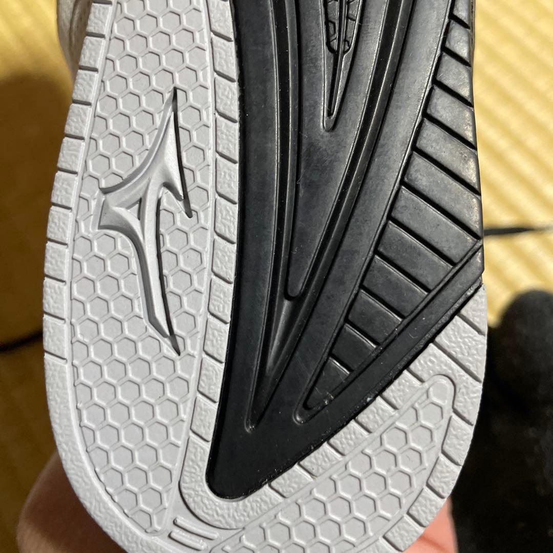 ミズノ　陸上用スパイクシューズ