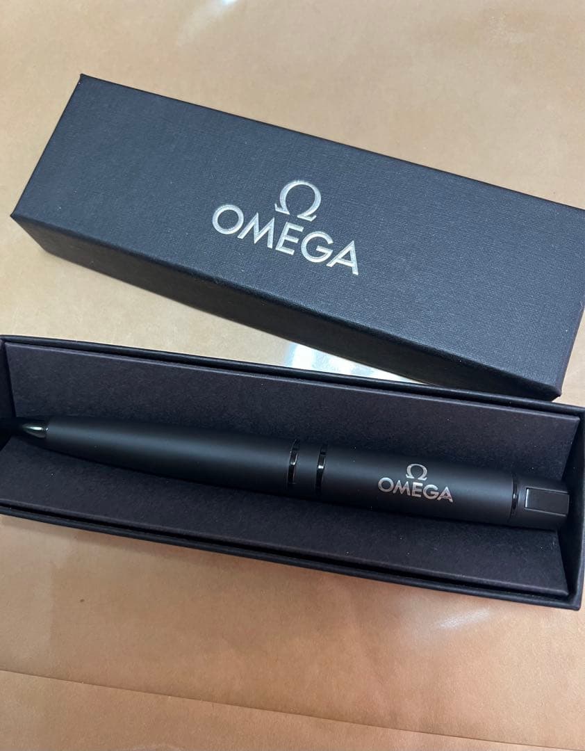 OMEGA ブラックボールペン 専用ボックス付き