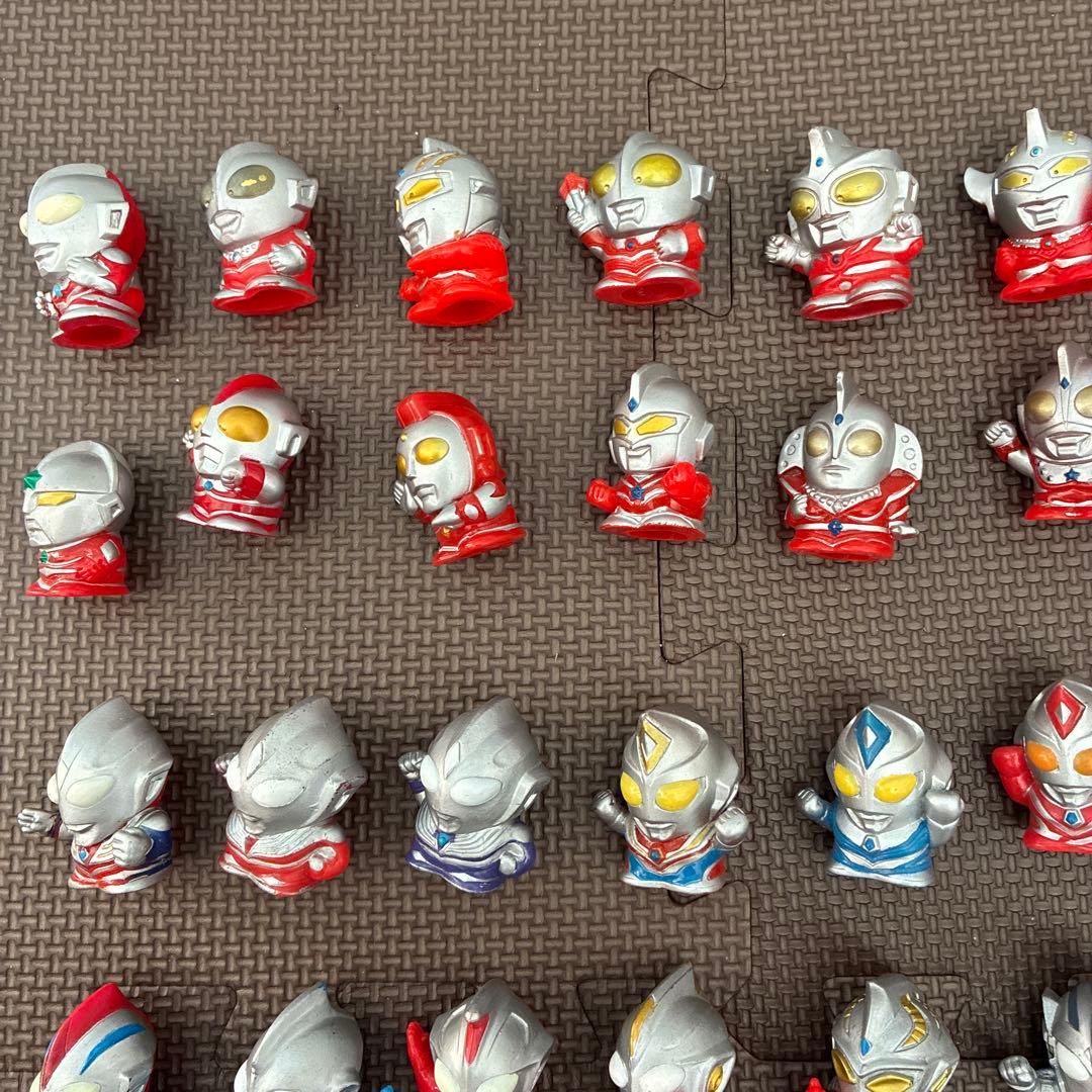 ウルトラマン指人形セット多数