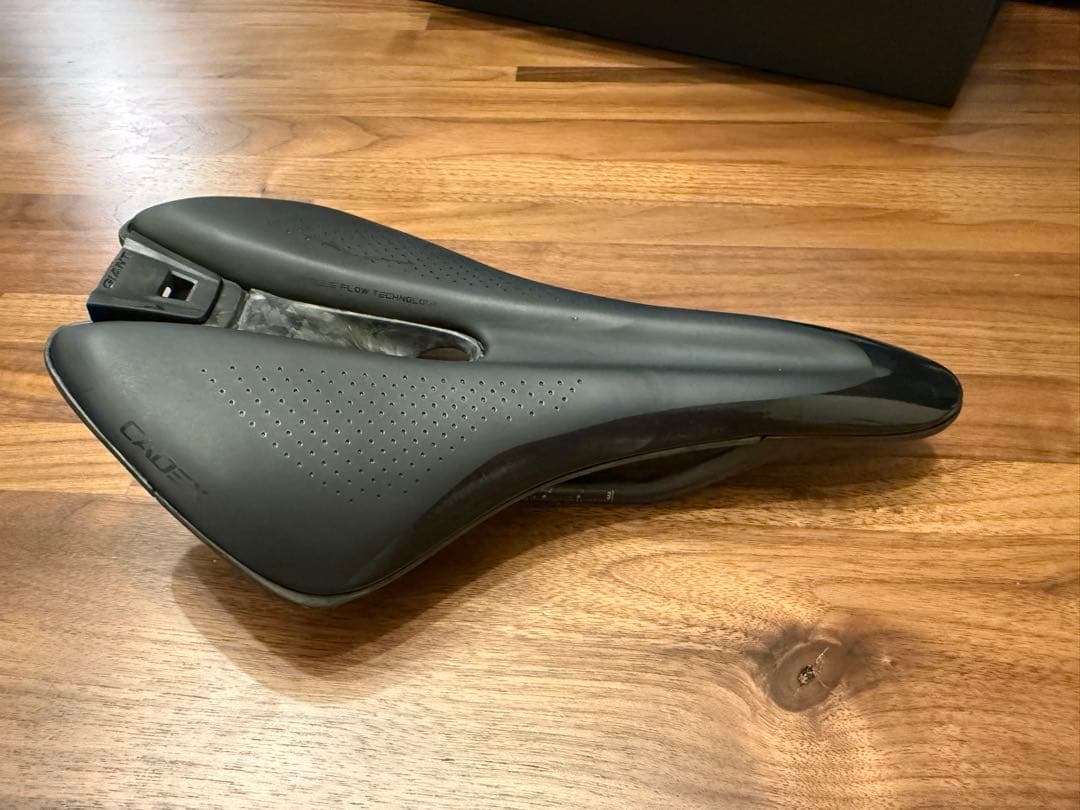 CADEX BOOST 超軽量カーボンサドル