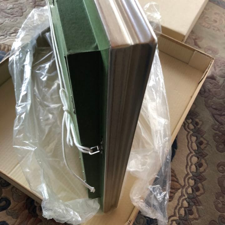 油絵　絵画　鈴木通『岸壁の漁船』