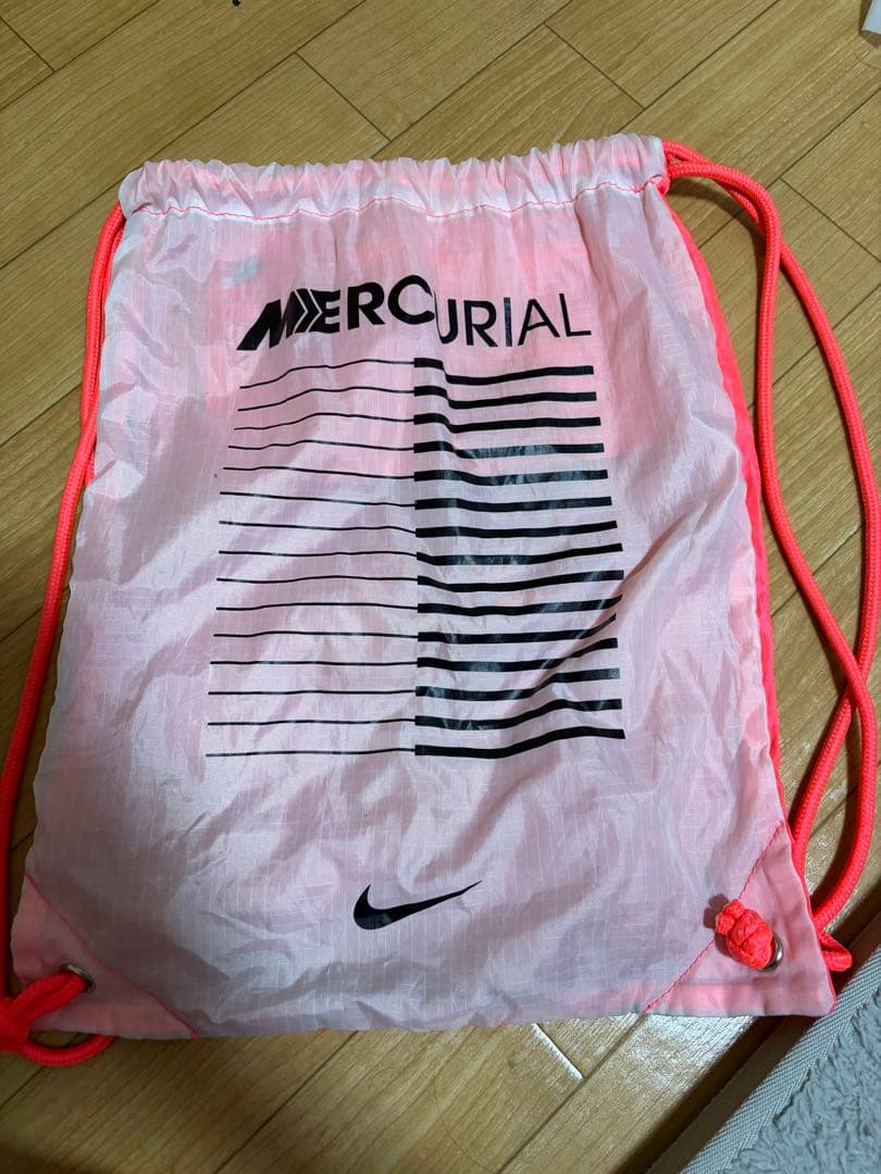 ナイキ マーキュリアル ベロチ