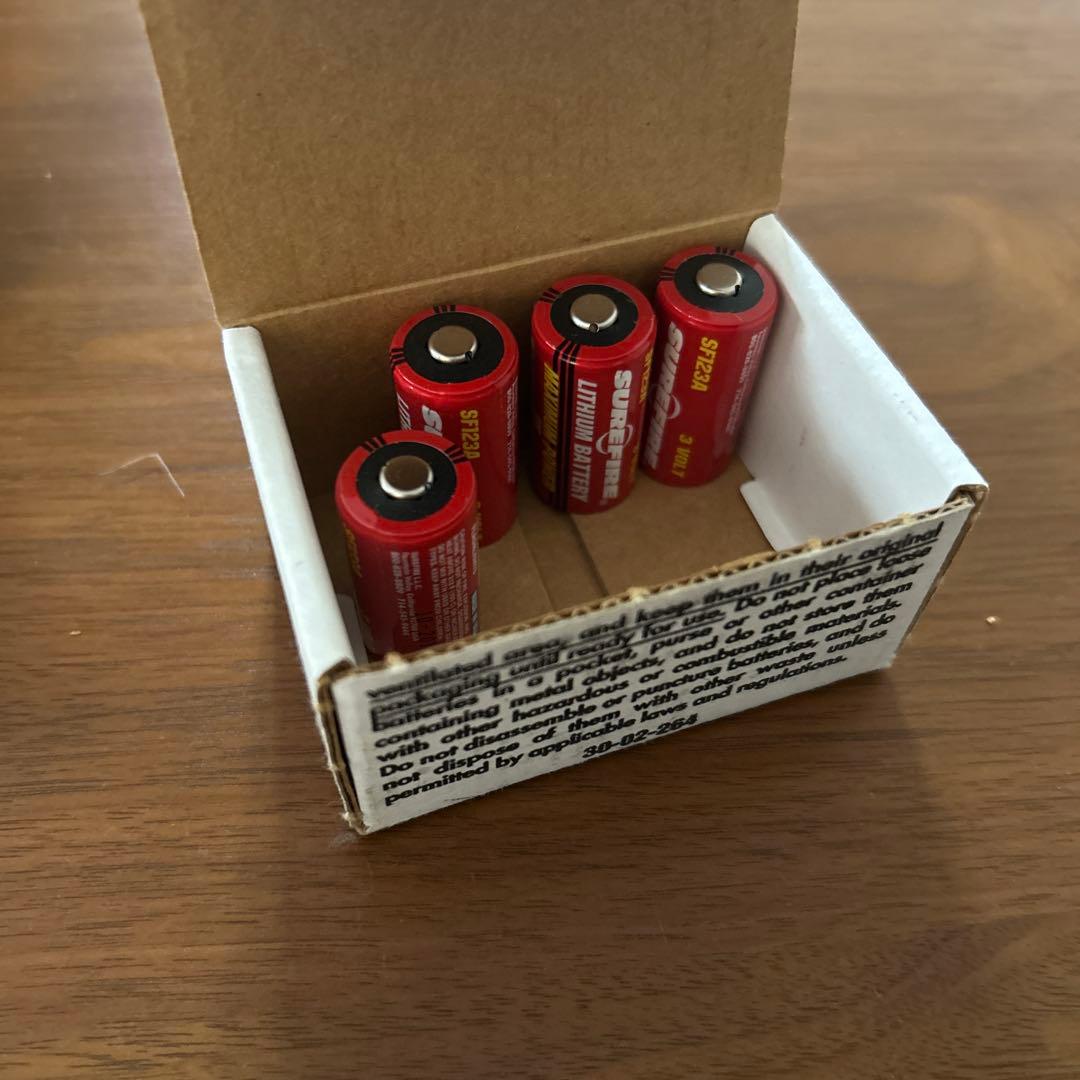 SUREFIRE 6p、バルブASSY、3vリチウム電池4本、ホルダーset