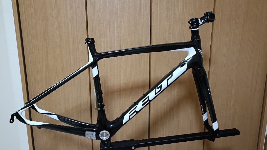 Felt ロードバイクフレーム ブラック/ホワイト