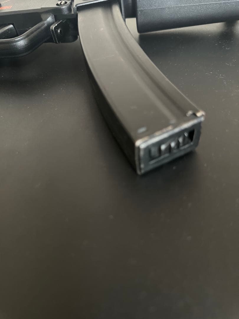 【値下げ】東京マルイ MP5 A4 多弾マガジン スリング バッテリー付