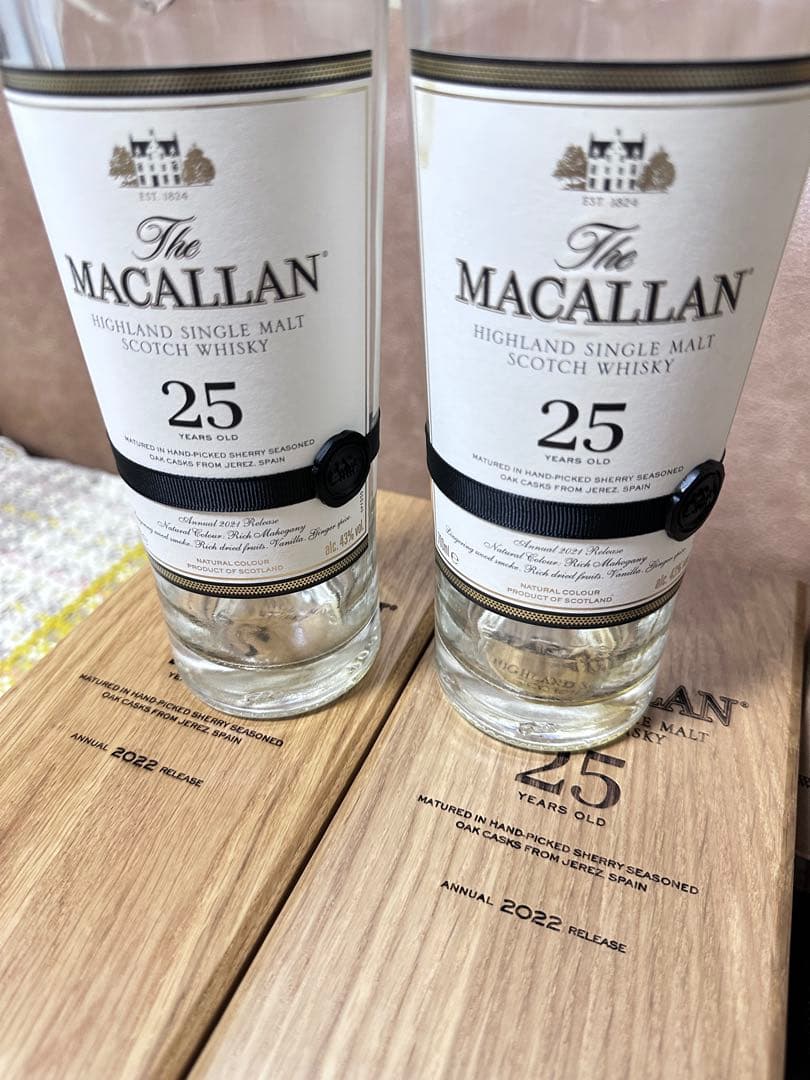 y*a様 送料無料　マッカラン25年 2セット　木箱付き　空き瓶