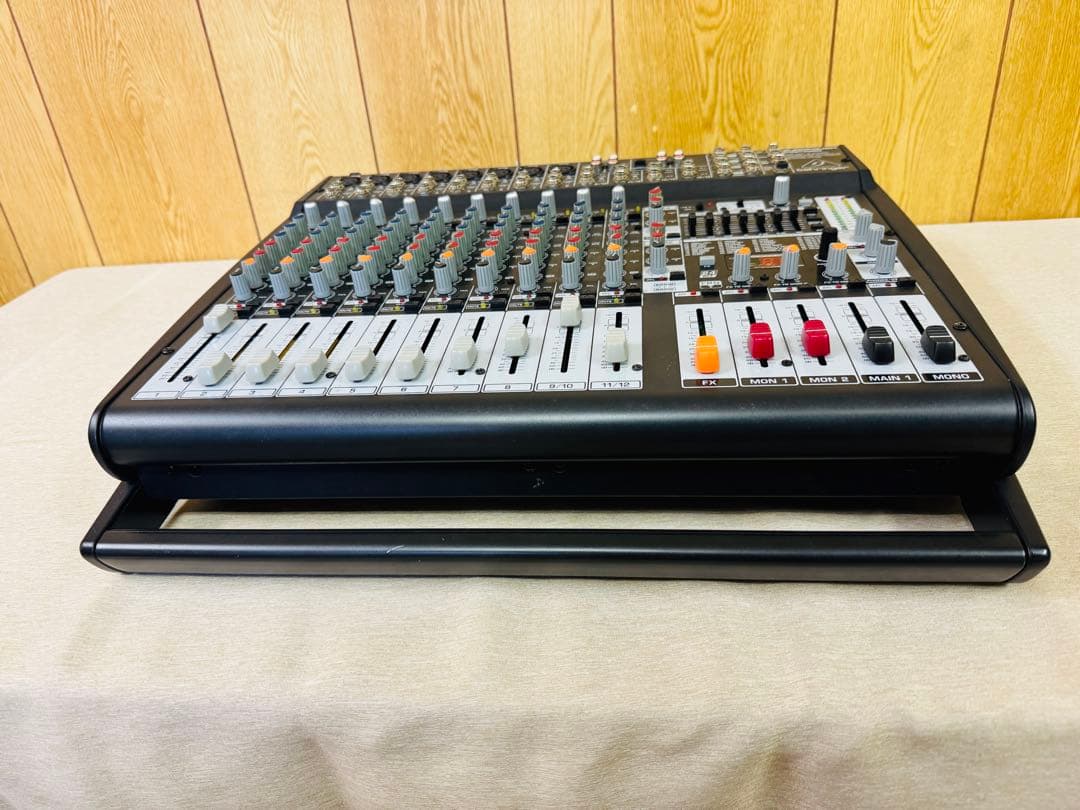 BEHRINGER PMP4000 パワードミキサー ベリンガー