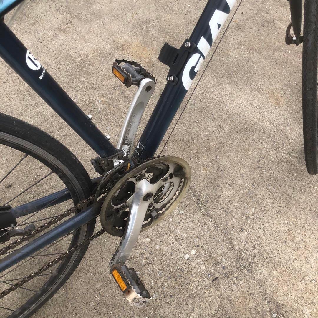 GIANT クロスバイク26インチ アルミボディ