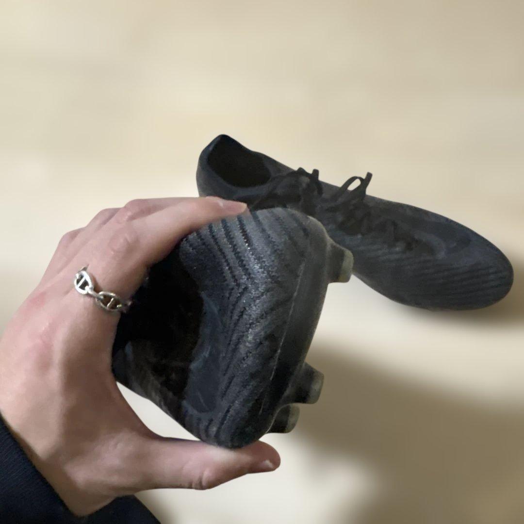 Nike ブラック サッカーシューズ・スパイク　マーキュリアル