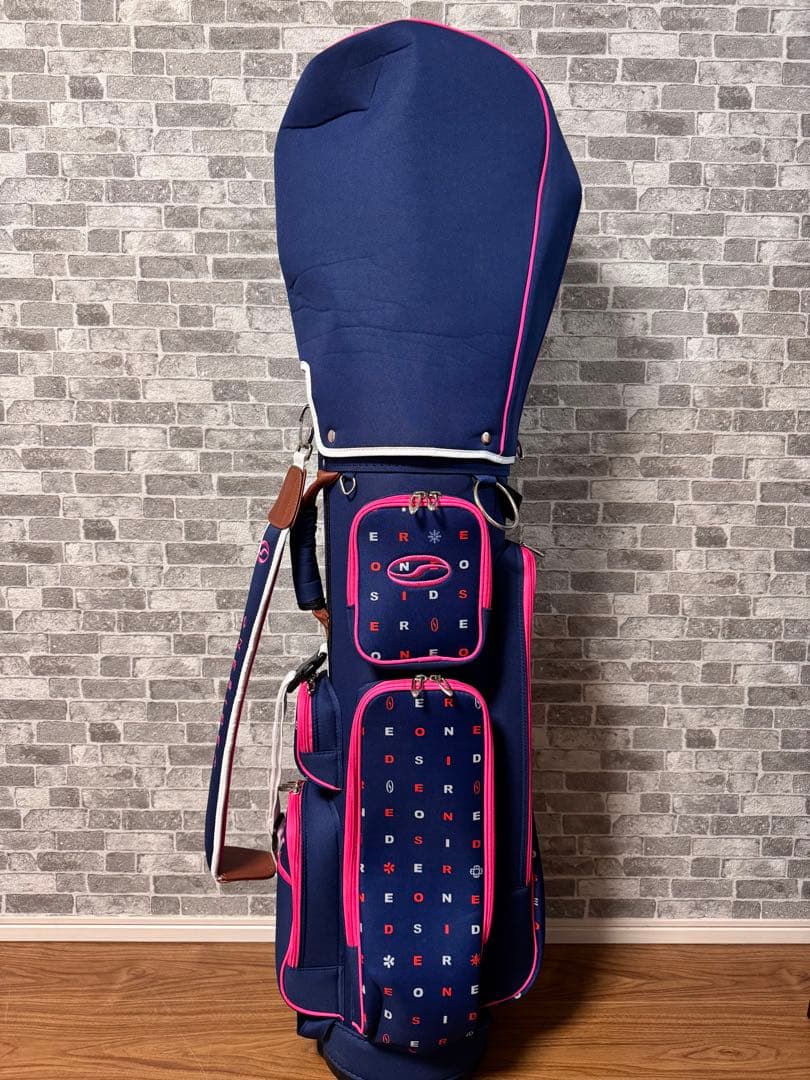 ONESIDER ワンサイダー 8.0型 レディース 軽量 美品 ゴルフバック