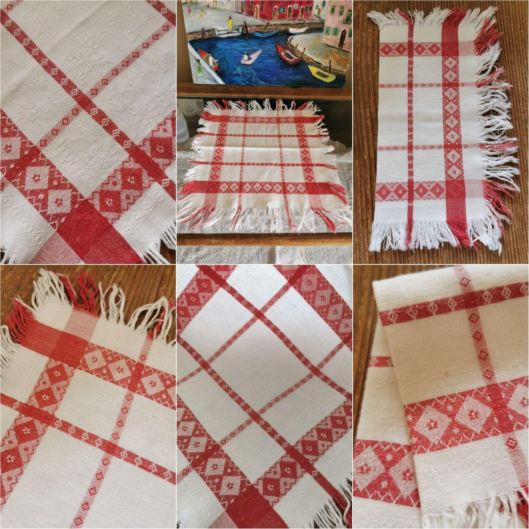 アンティークフランス ダマスク織レッドリネンクロス 花とダイヤモチーフペアセット