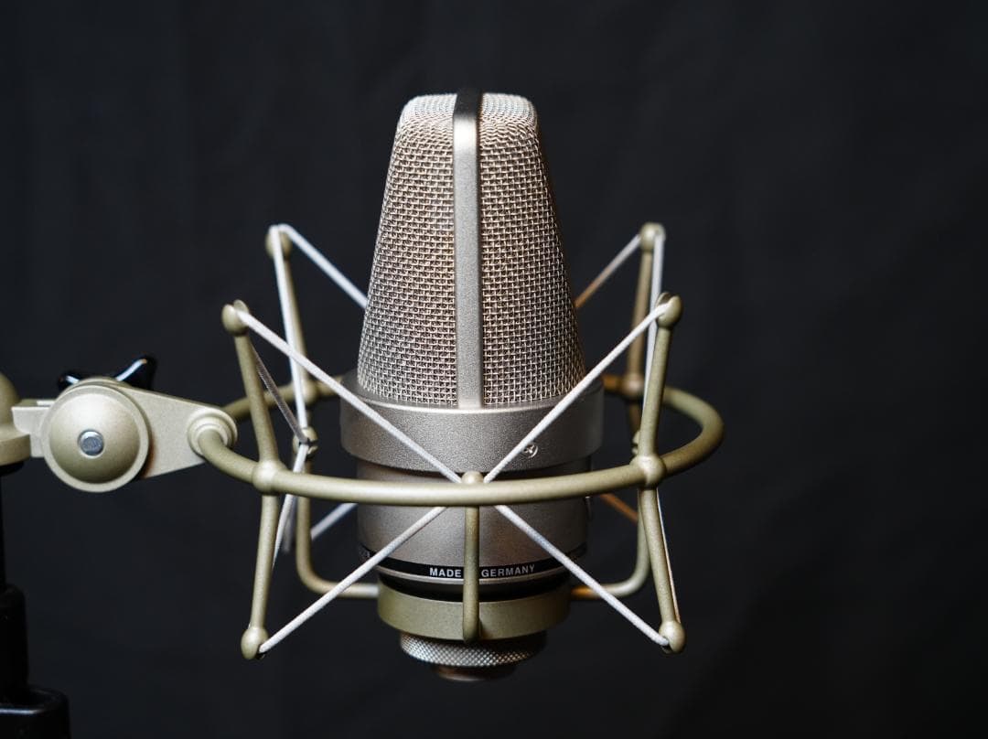 Neumann ノイマン TLM 103ほぼ未使用品+ショックマウント