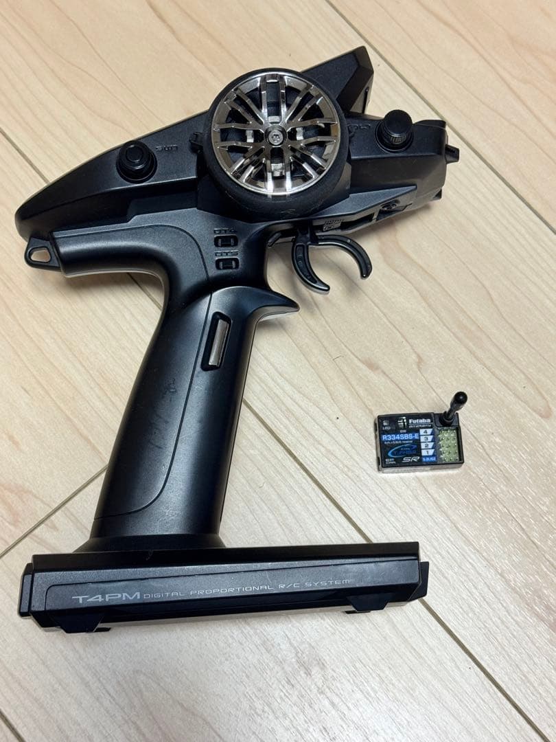 FUTABA T4PM PLUS + R334SBS-Eレシーバーセット