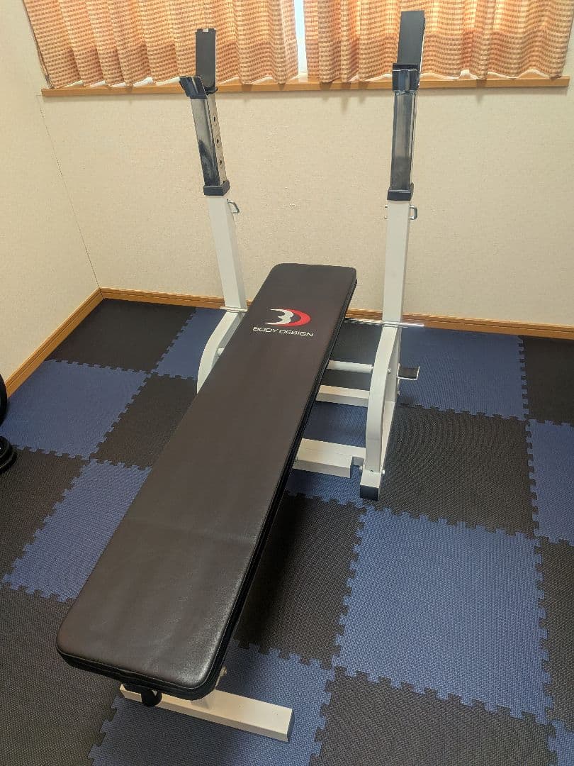 ベンチ台、バーベルシャフト Wバー 10kgと 20kgプレートセット