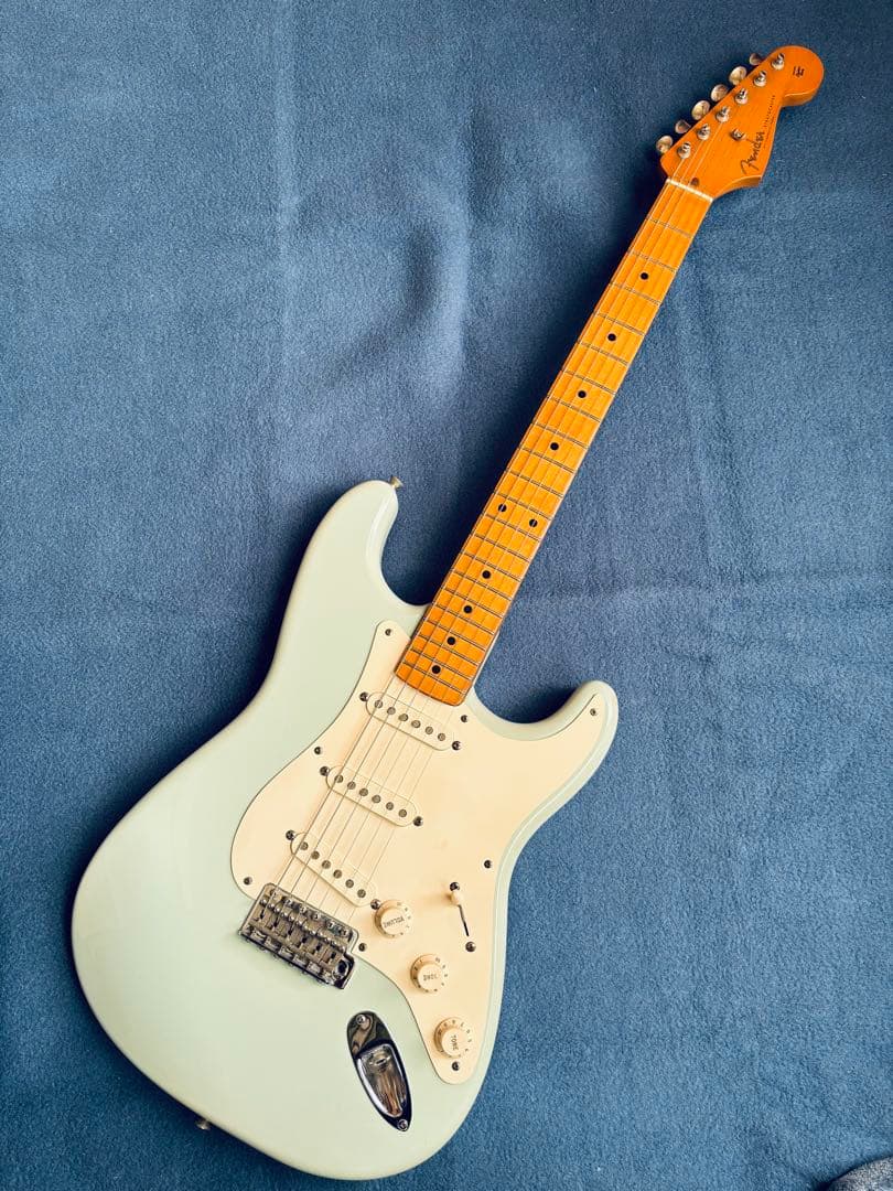☆ 邦ロックTシャツFender Mexico Stratocaster