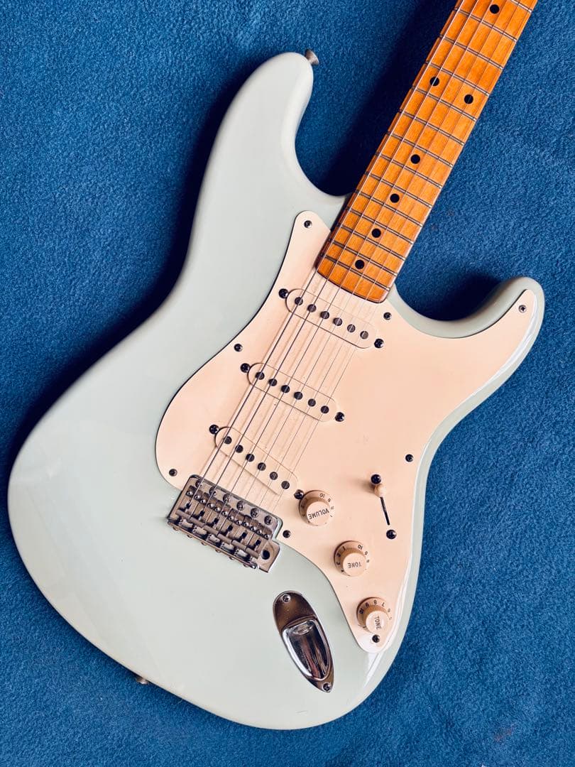 ☆ 邦ロックTシャツFender Mexico Stratocaster