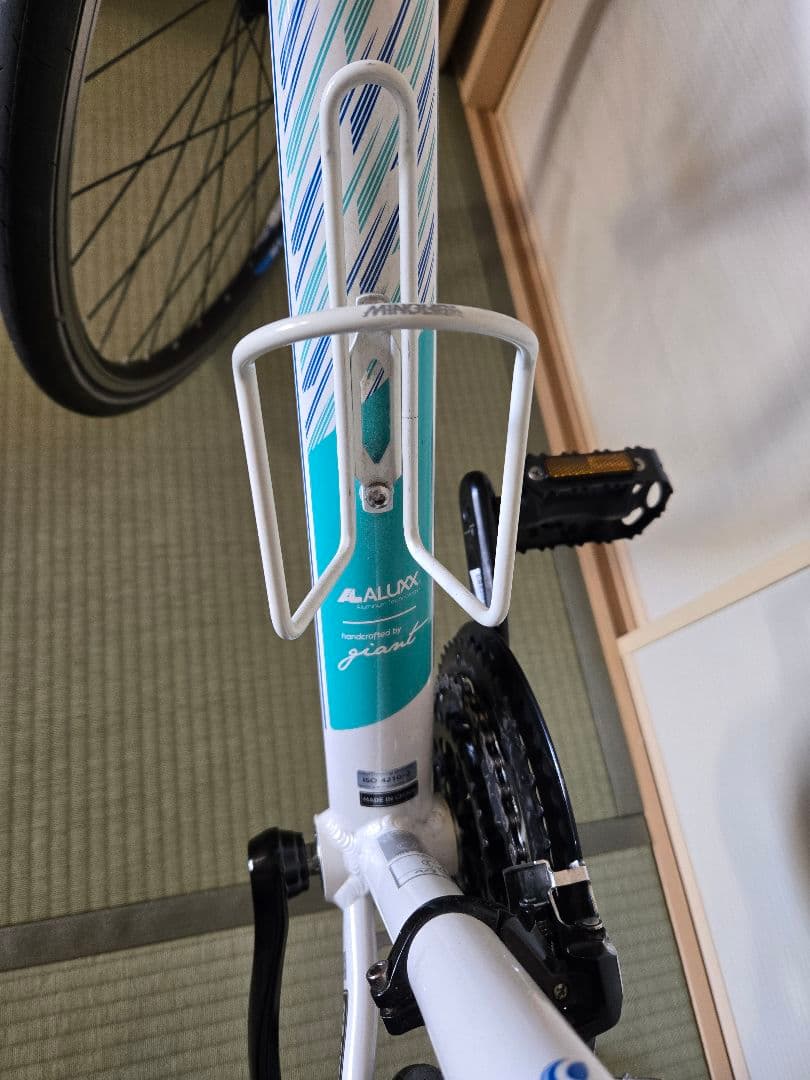 Giant クロスバイク ホワイト