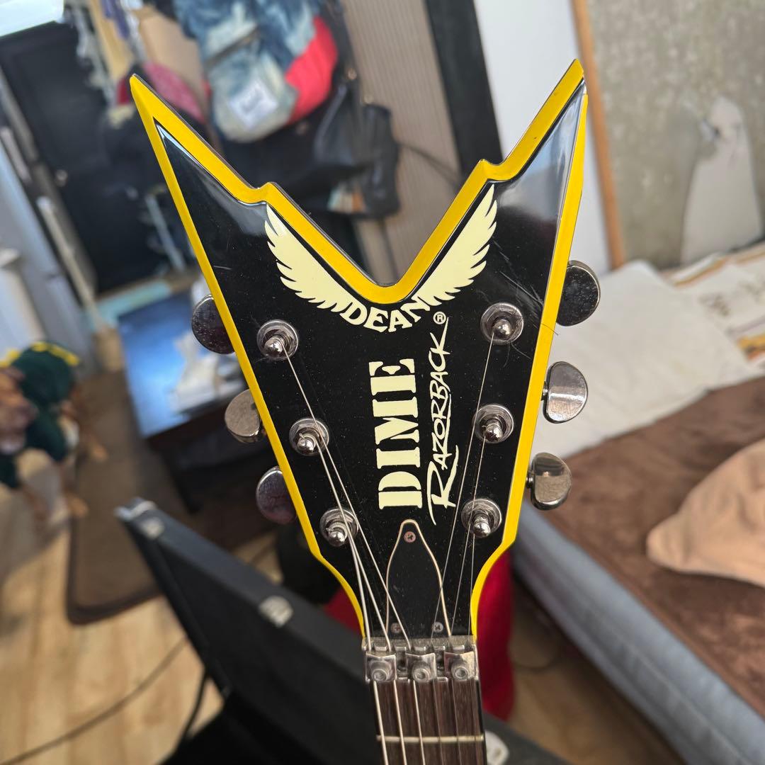DEAN RAZORBACK 黒/黄色 ハードケース付き