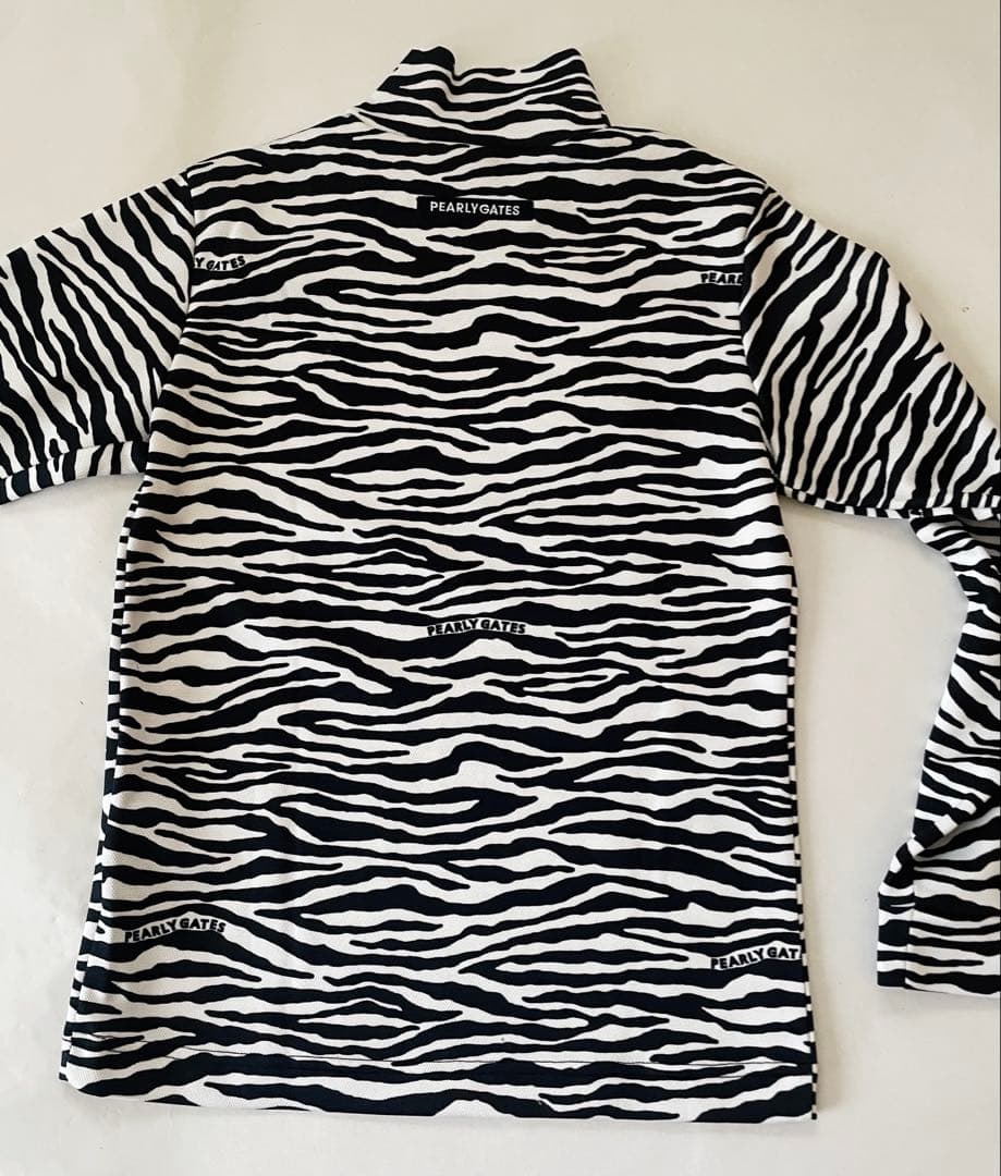 【新品・未使用品】PEARLY GATES ゼブラ柄 ハイネック長袖 レディース
