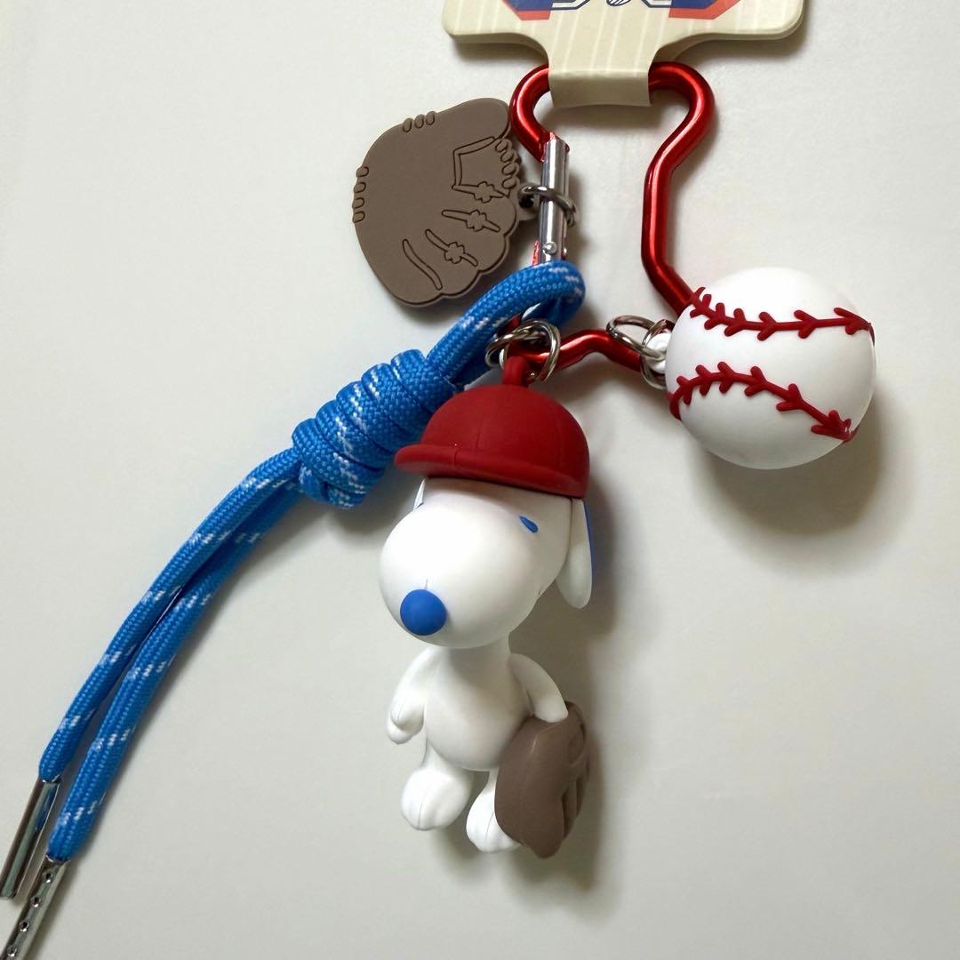 【日本未発売】海外限定 MINISO スヌーピー バッグチャーム 3種セット