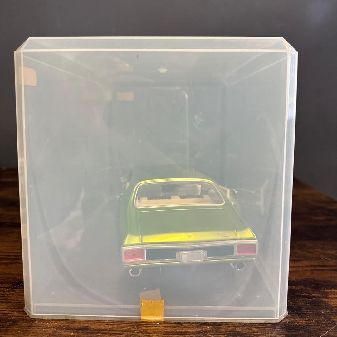 クラシックカー ダイキャストミニカー アメ車 シェベルSS風 ケース付