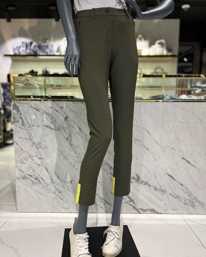 新品未使用　MARK&LONA マークアンドロナ　レディース　パンツ　Lサイズ