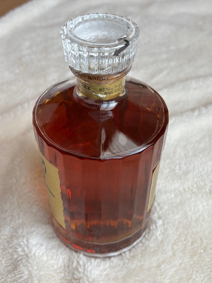 SUNTORY 響 17年 箱入りウイスキー