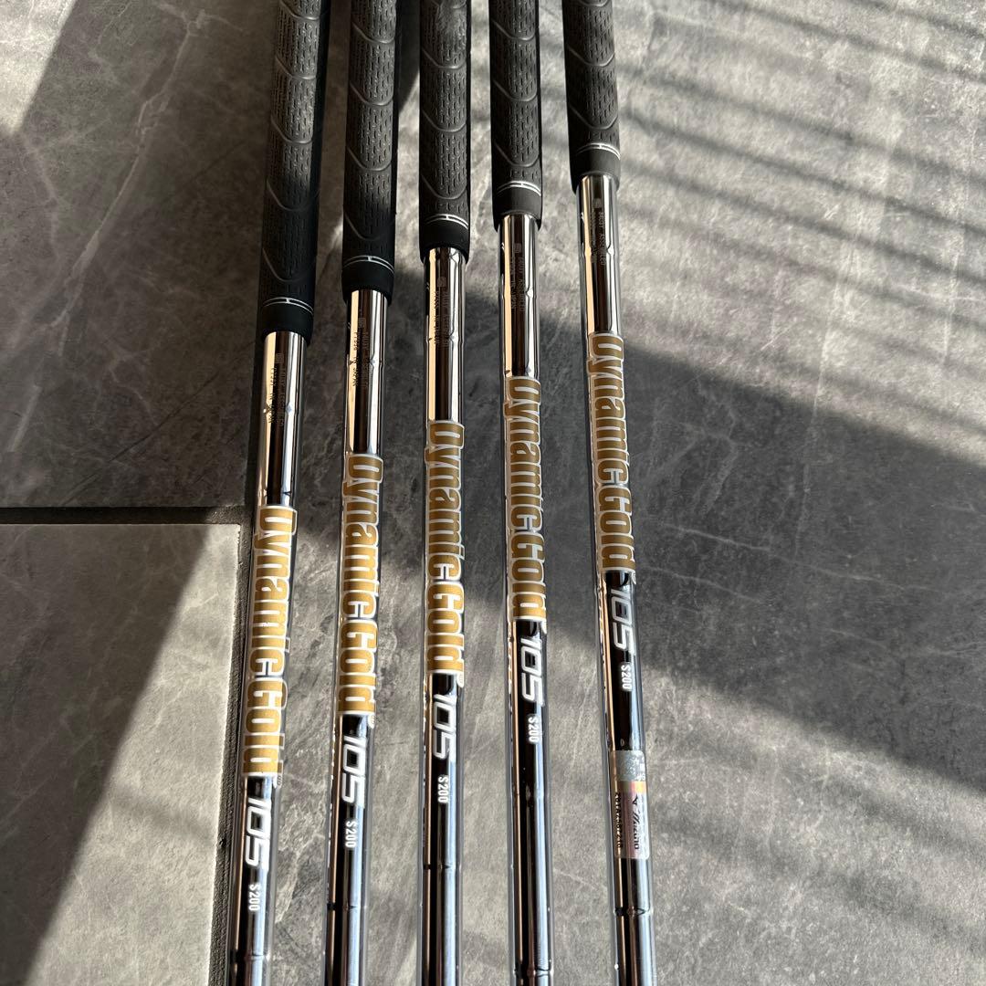 ミズノJPX923 HOTLPROアイアン 6〜P DG105 S200