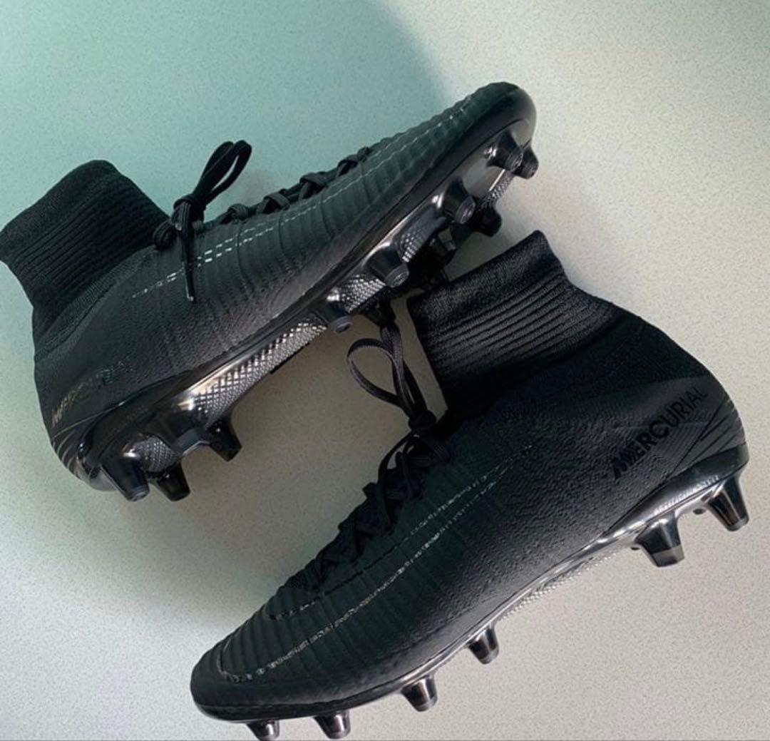 【海外輸入品】超激レア ナイキマーキュリアルスーパーフライv ag ブラック