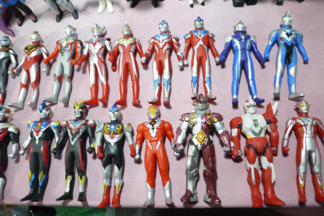 ウルトラヒーローシリーズ500　ウルトラ怪獣シリーズ500　ソフビ95体