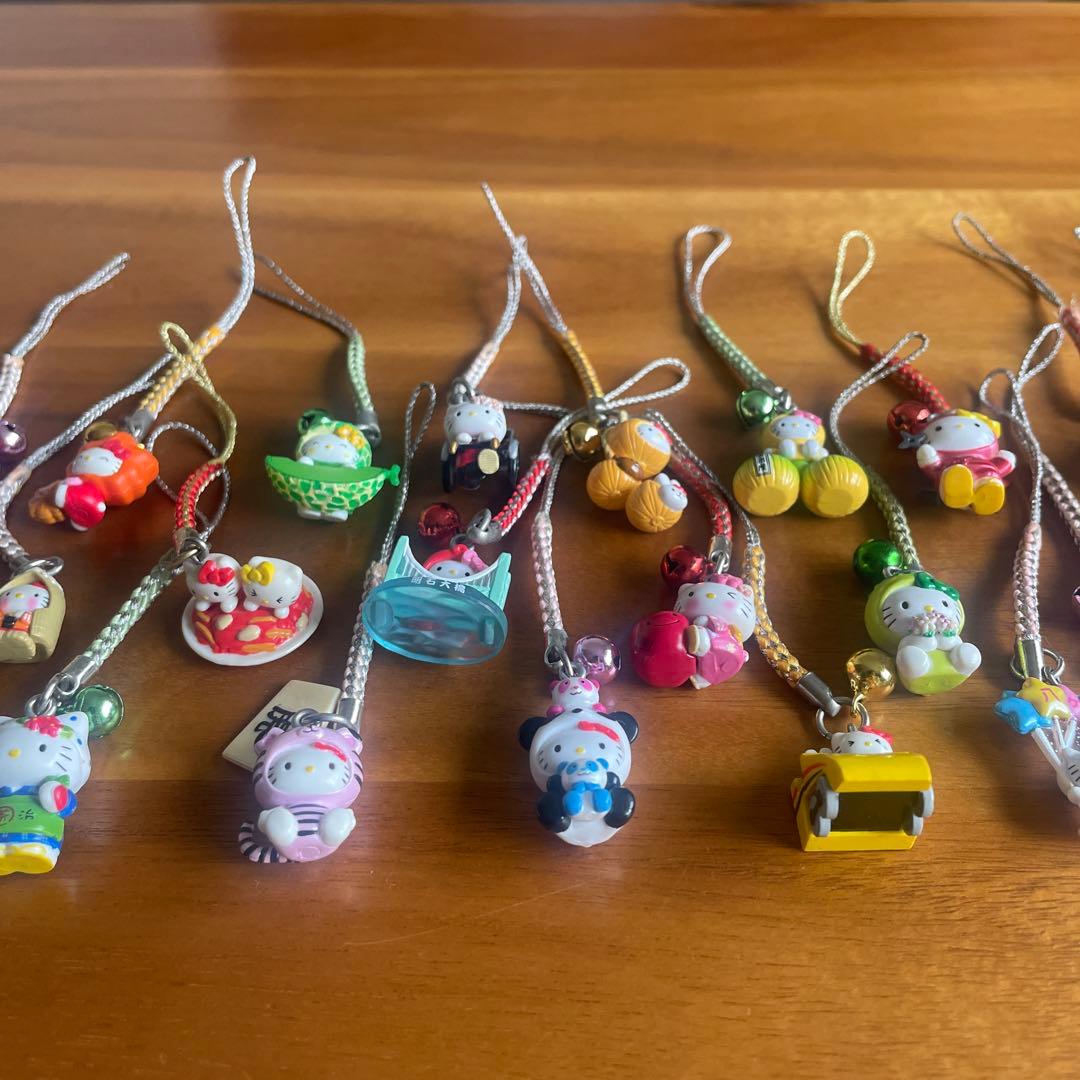 ご地キティ　中古まとめ売り　26個