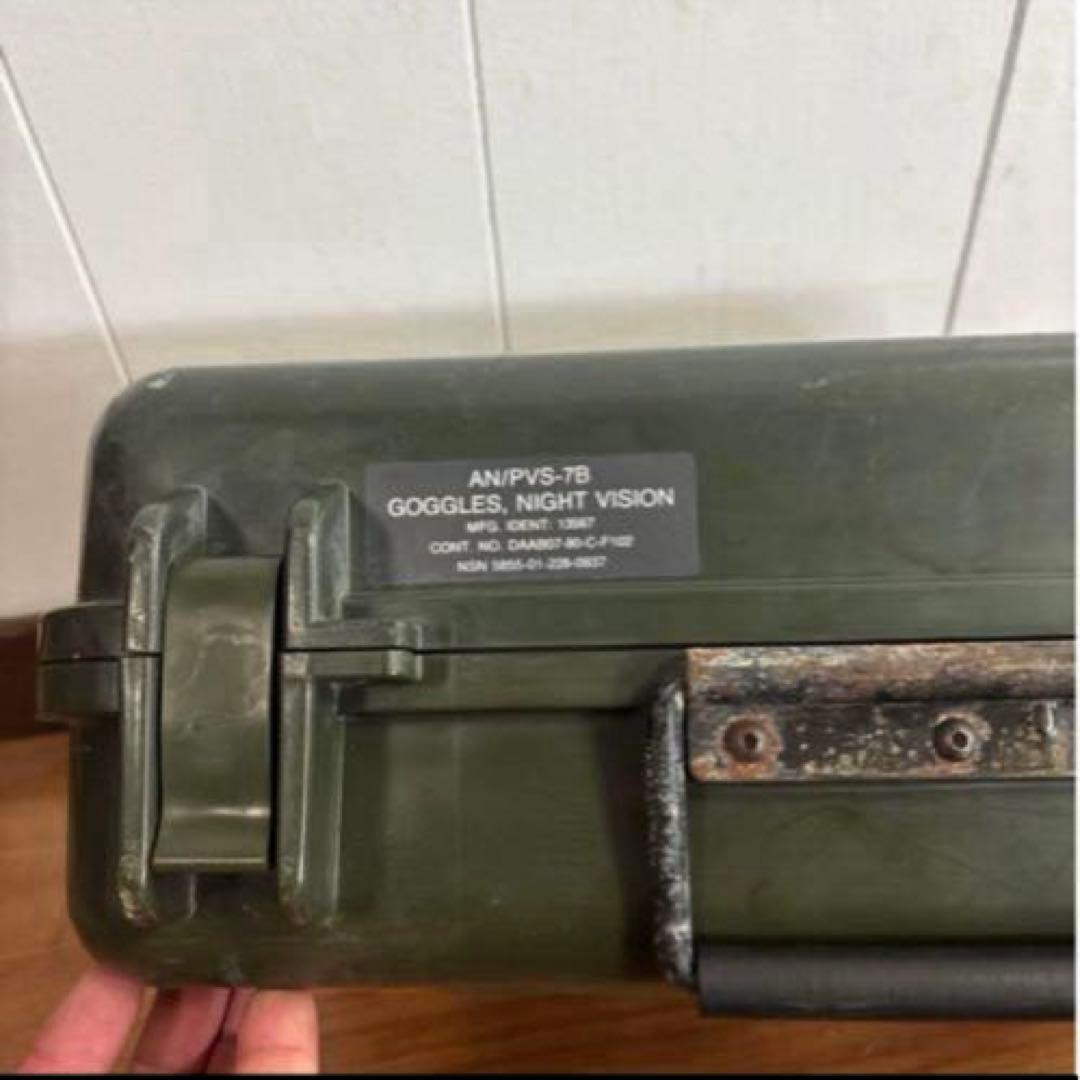 米軍　実物　AN/PVS−7B NIGHT VISION CASE 送料無料