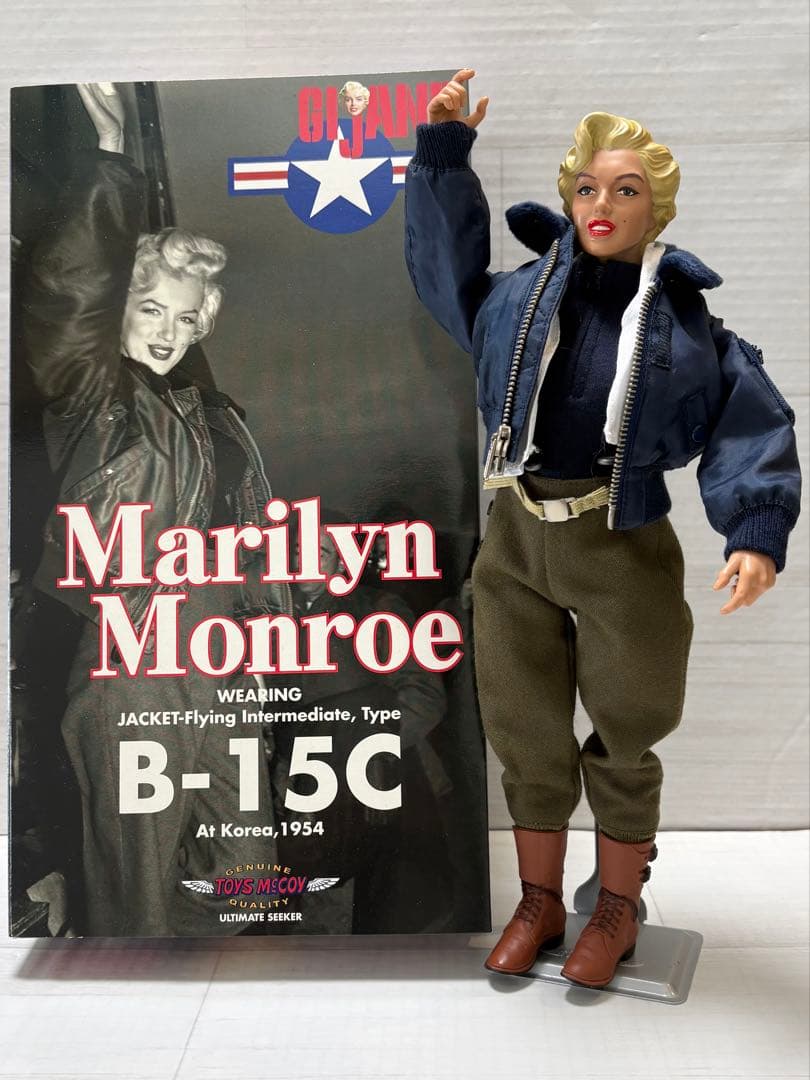 トイズマッコイ　マリリン・モンロー B-15C ジャケット アクションフィギュア