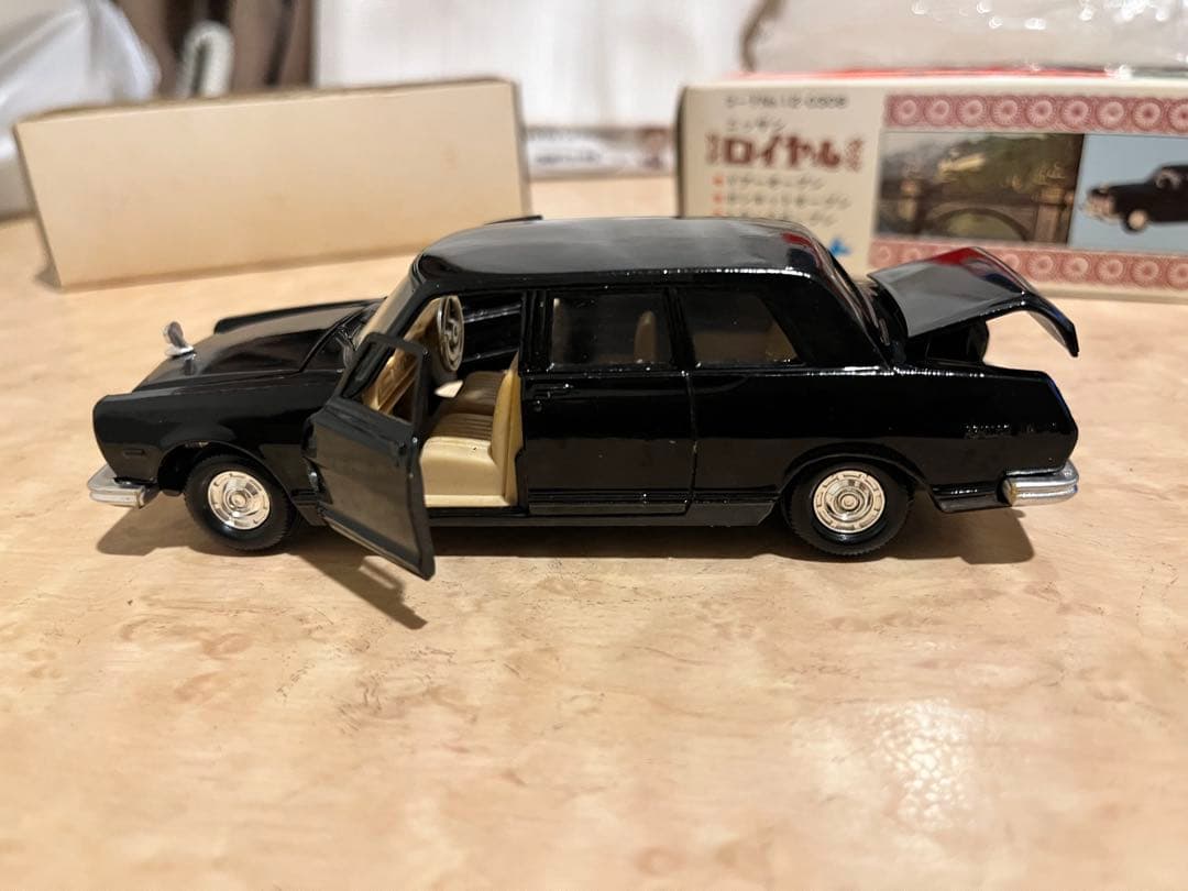 当時物　ヨネザワ　ダイヤペット　ニッサンロイヤル 1/47 ブラック