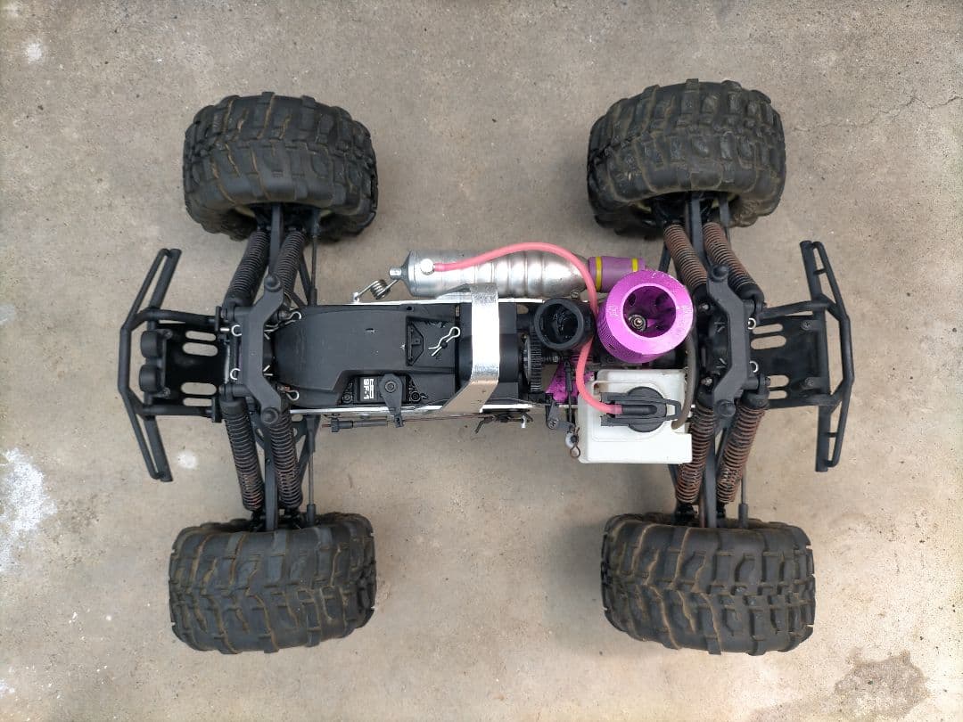 ★送料無料★HPIサベージ　ジャンク　オフロードエンジンラジコンカー