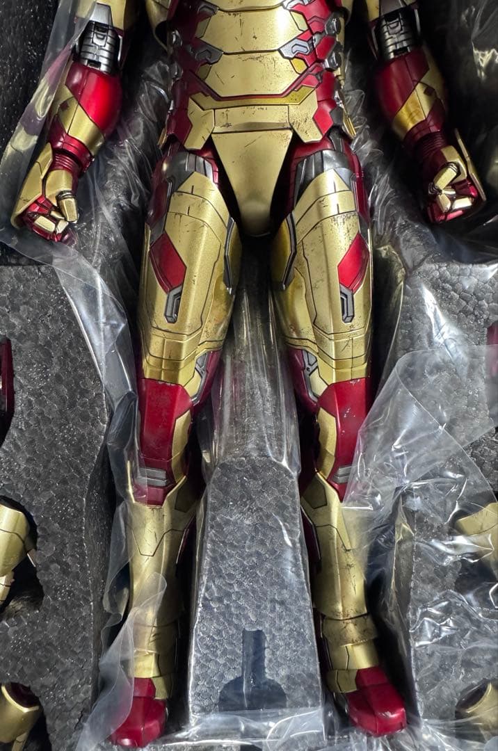 ホットトイズ　アイアンマンマーク42(バージョン2.0)